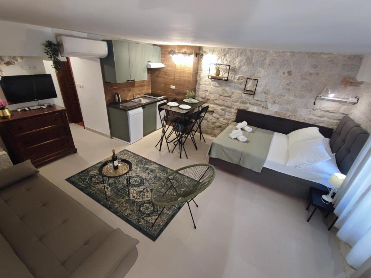 Carol Rooms โตรกีร์ ภายนอก รูปภาพ