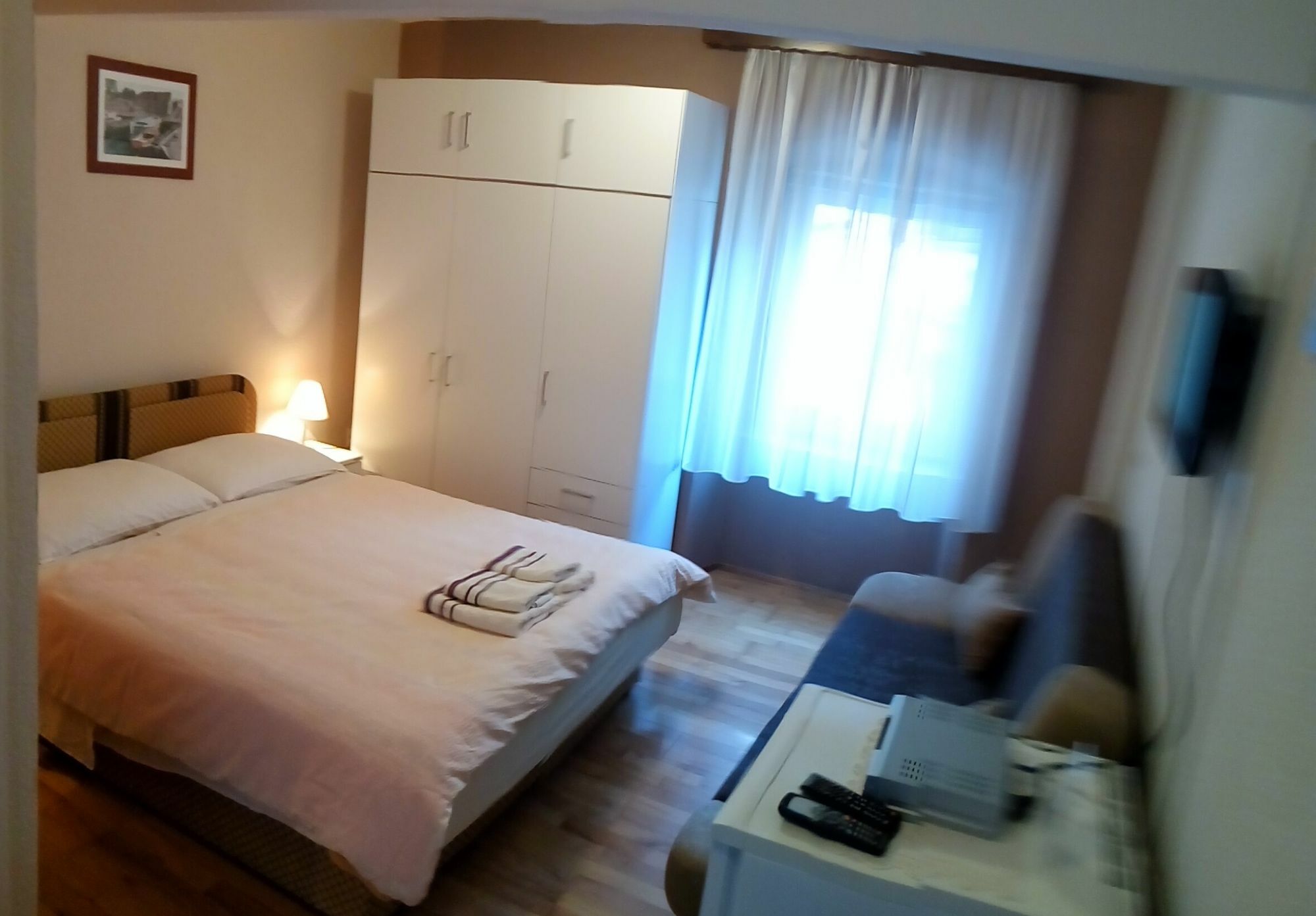 Carol Rooms โตรกีร์ ภายนอก รูปภาพ