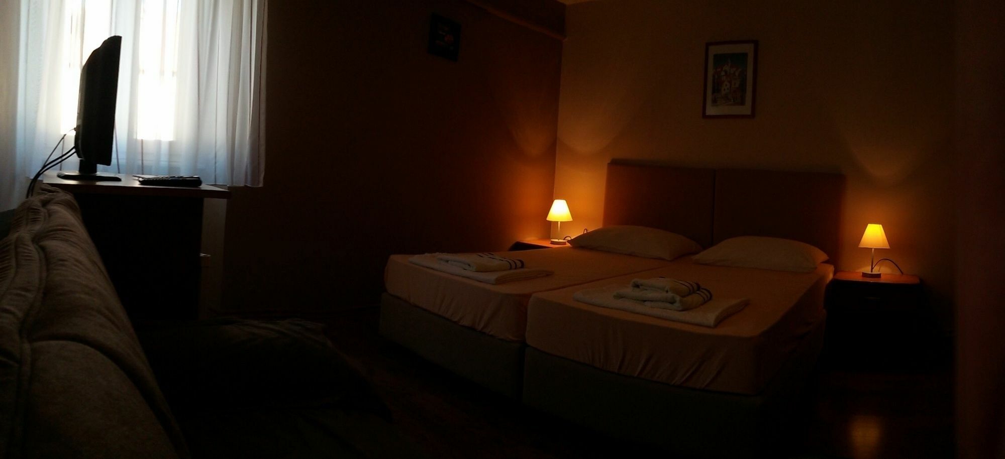 Carol Rooms โตรกีร์ ภายนอก รูปภาพ